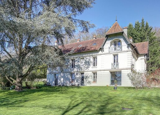 10 pièces 342 m² · à Triel-sur-Seine · 342 m² · 890 000 €