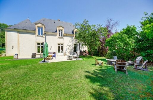Maison 10 pièces 330 m² · à Bougival · 330 m² · 1 840 000 €