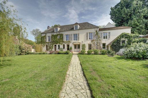 Maison 6 pièces 220 m² · à Galluis · 220 m² · 1 383 000 €
