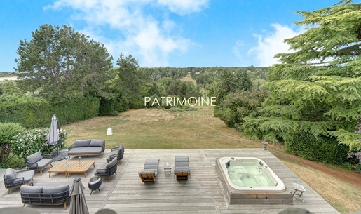 Maison 7 pièces 203 m² · à Saint-Nom-la-Bretèche · 203 m² · 1 595 000 €
