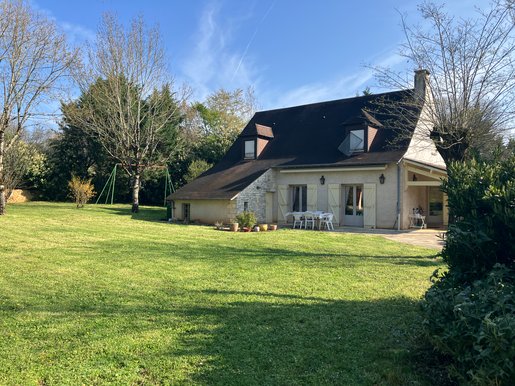 Maison 7 pièces 149 m² · à Marigny-Chemereau · 149 m² · 289 900 €