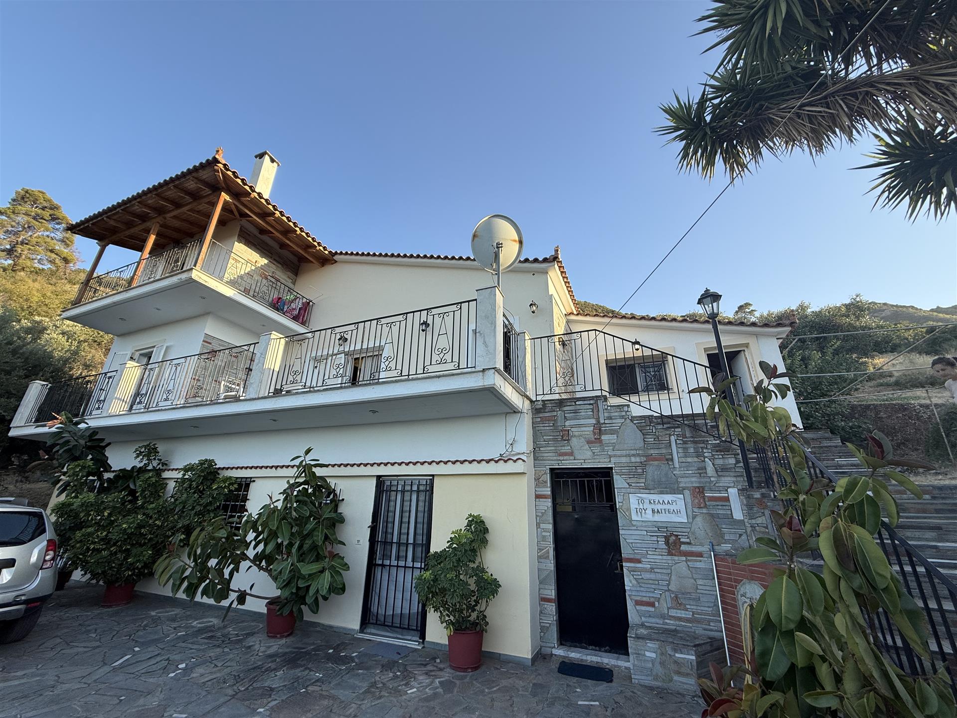 4-Bedrooms' House With 8100 Sq.M. Land And Unlimited Views To The Sea - Selinountas