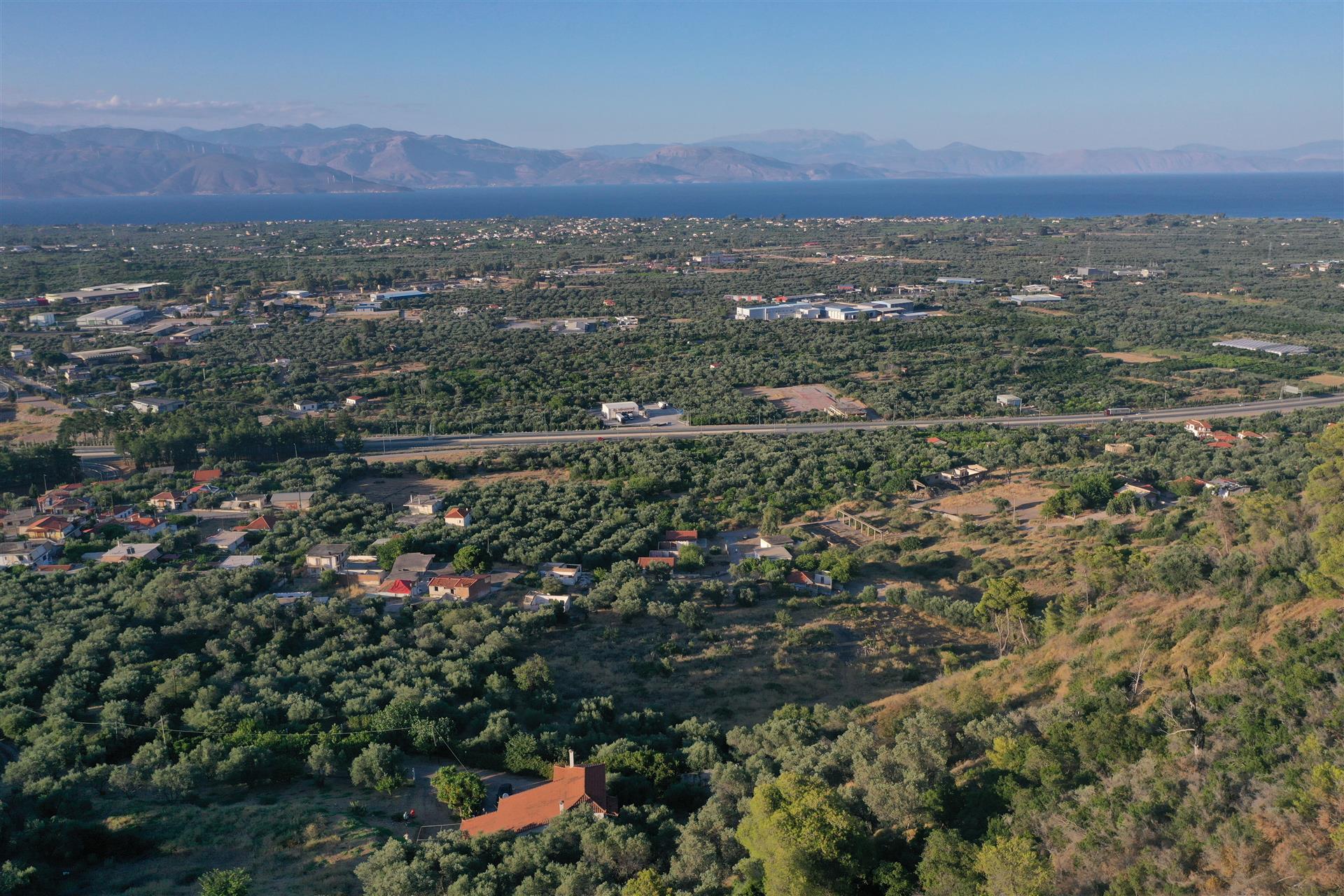 4-Bedrooms' House With 8100 Sq.M. Land And Unlimited Views To The Sea - Selinountas