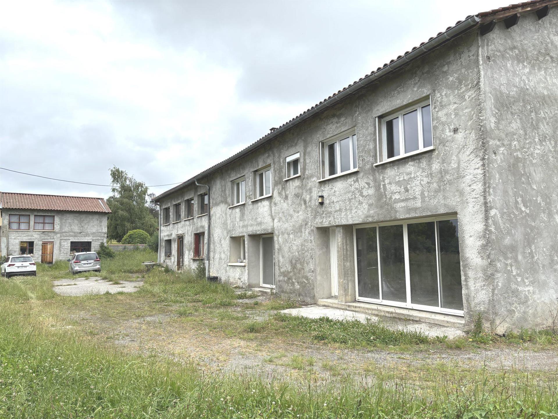 Maison à vendre, 335m², Villeneuve-de-Rivière