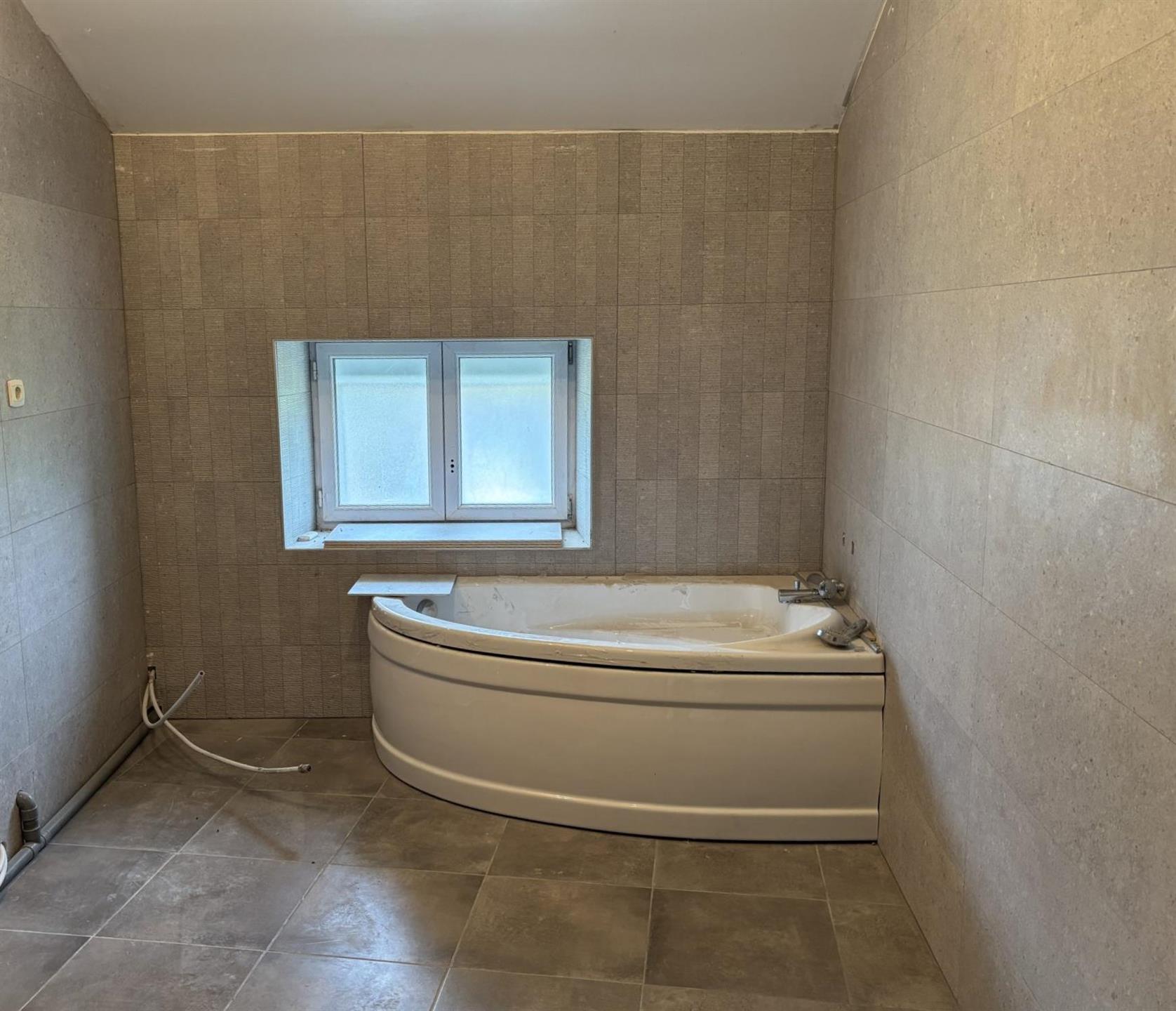 Maison à vendre, 335m², Villeneuve-de-Rivière