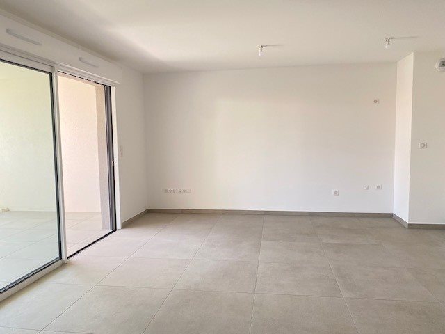 Appartement à vendre, 64m², Clarensac