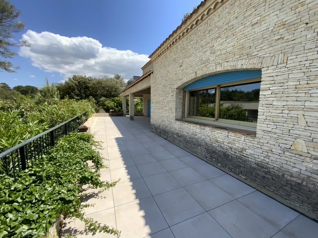 Maison à vendre, 390m², Nîmes