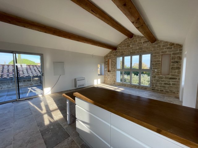 Appartement à louer, 72m², Villevieille