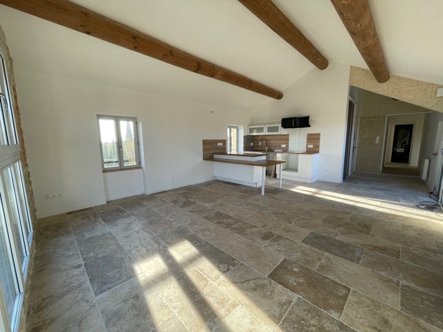 Appartement à louer, 72m², Villevieille