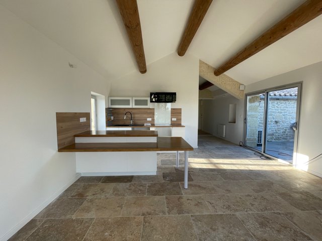 Appartement à louer, 72m², Villevieille