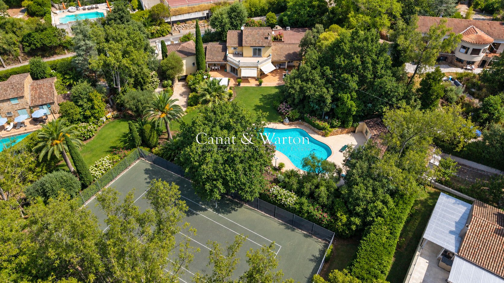 Maison à vendre, 324m², Saint-Raphaël