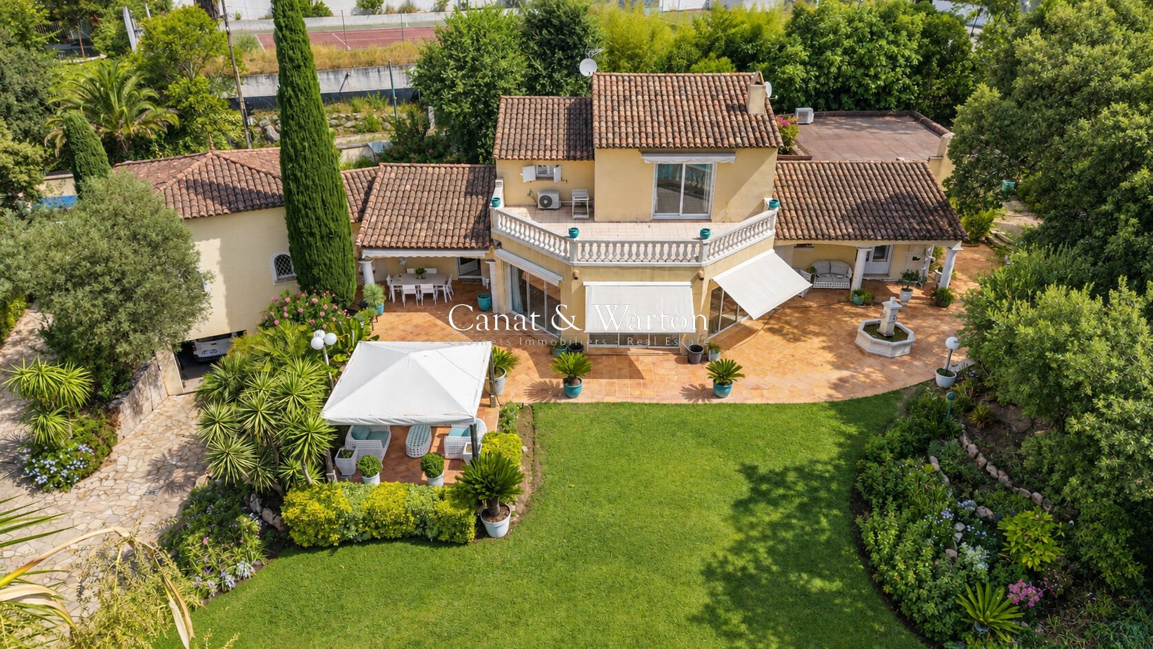 Maison à vendre, 324m², Saint-Raphaël