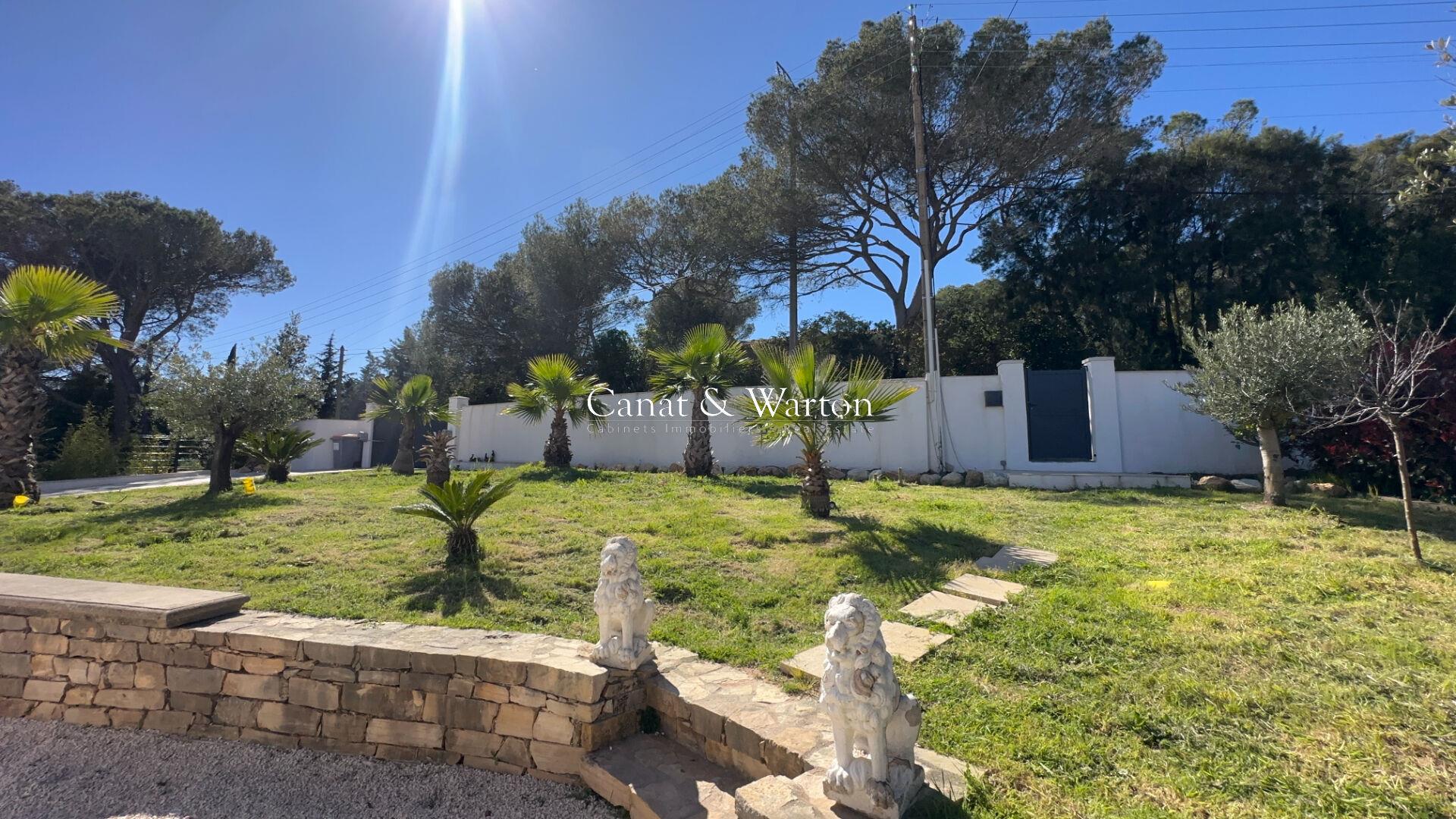 Maison à vendre, 255m², Saint-Raphaël