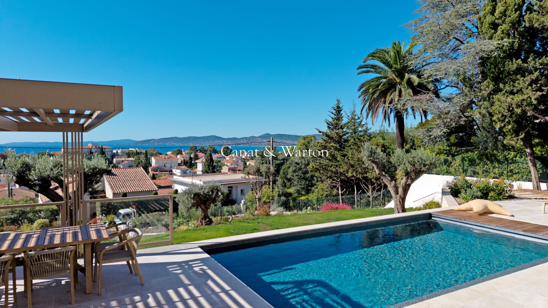 Maison à vendre, 260m², Saint-Raphaël