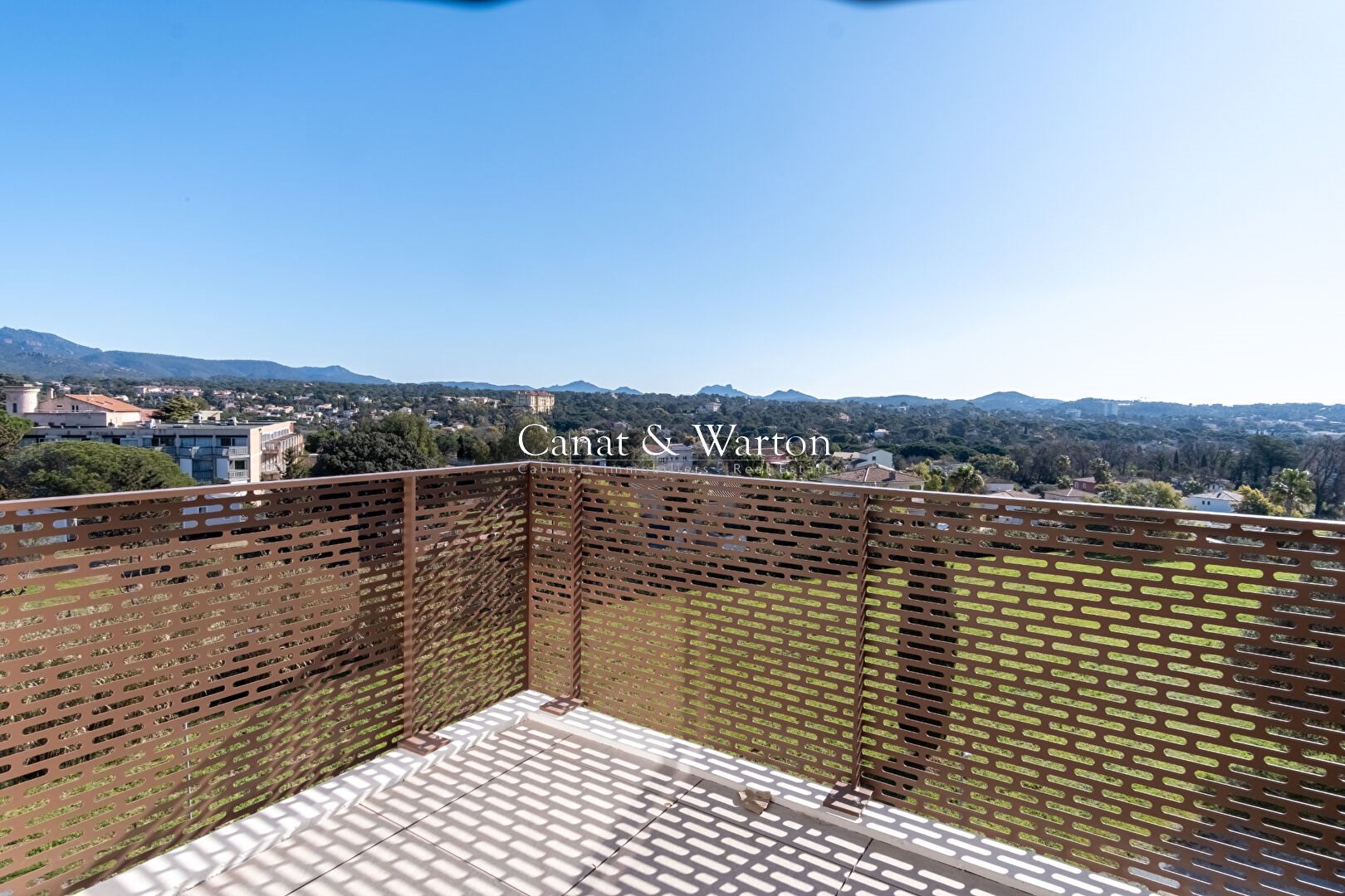 Appartement à vendre, 95m², Fréjus