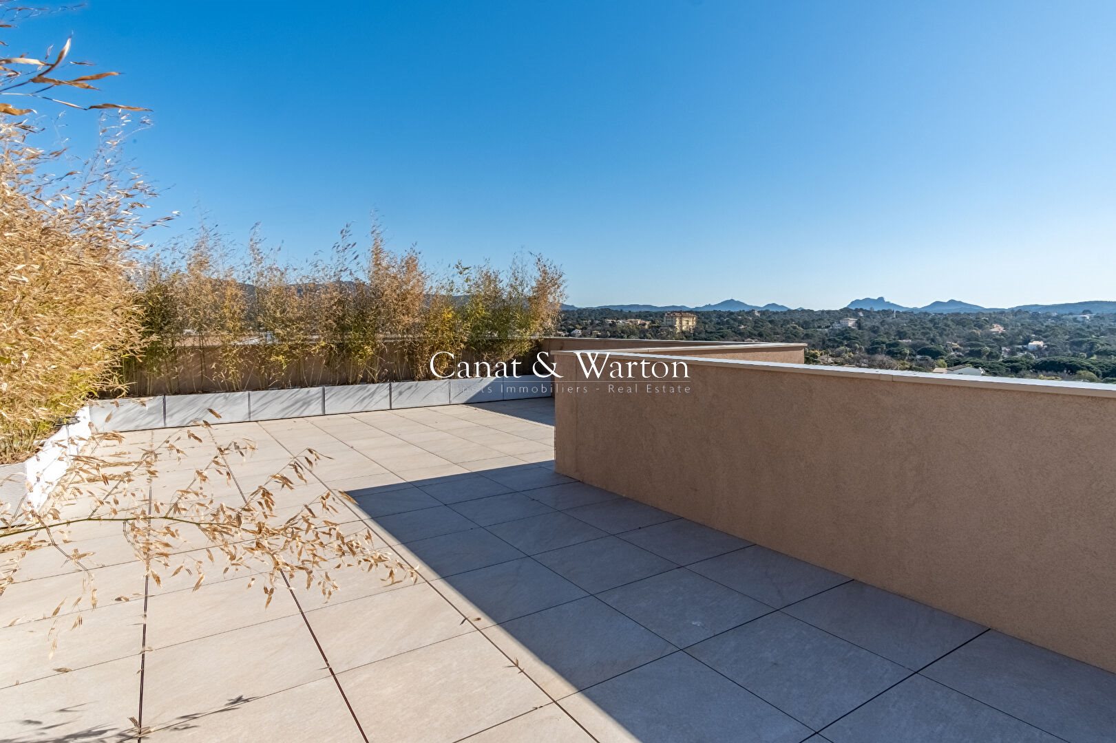 Appartement à vendre, 95m², Fréjus