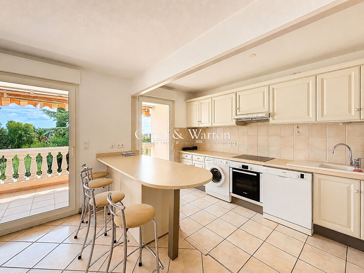 Appartement à vendre, 89m², Fréjus