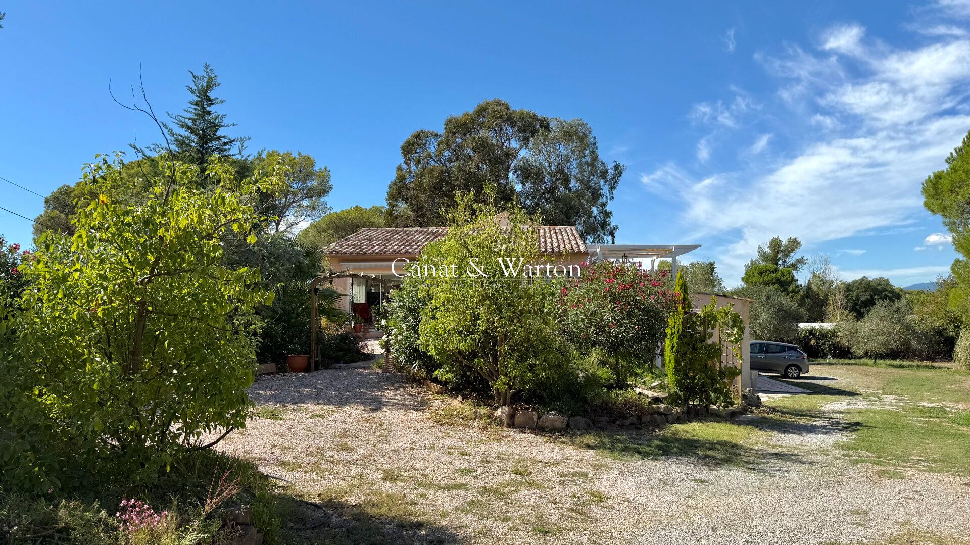 Maison à vendre, 215m², Fréjus