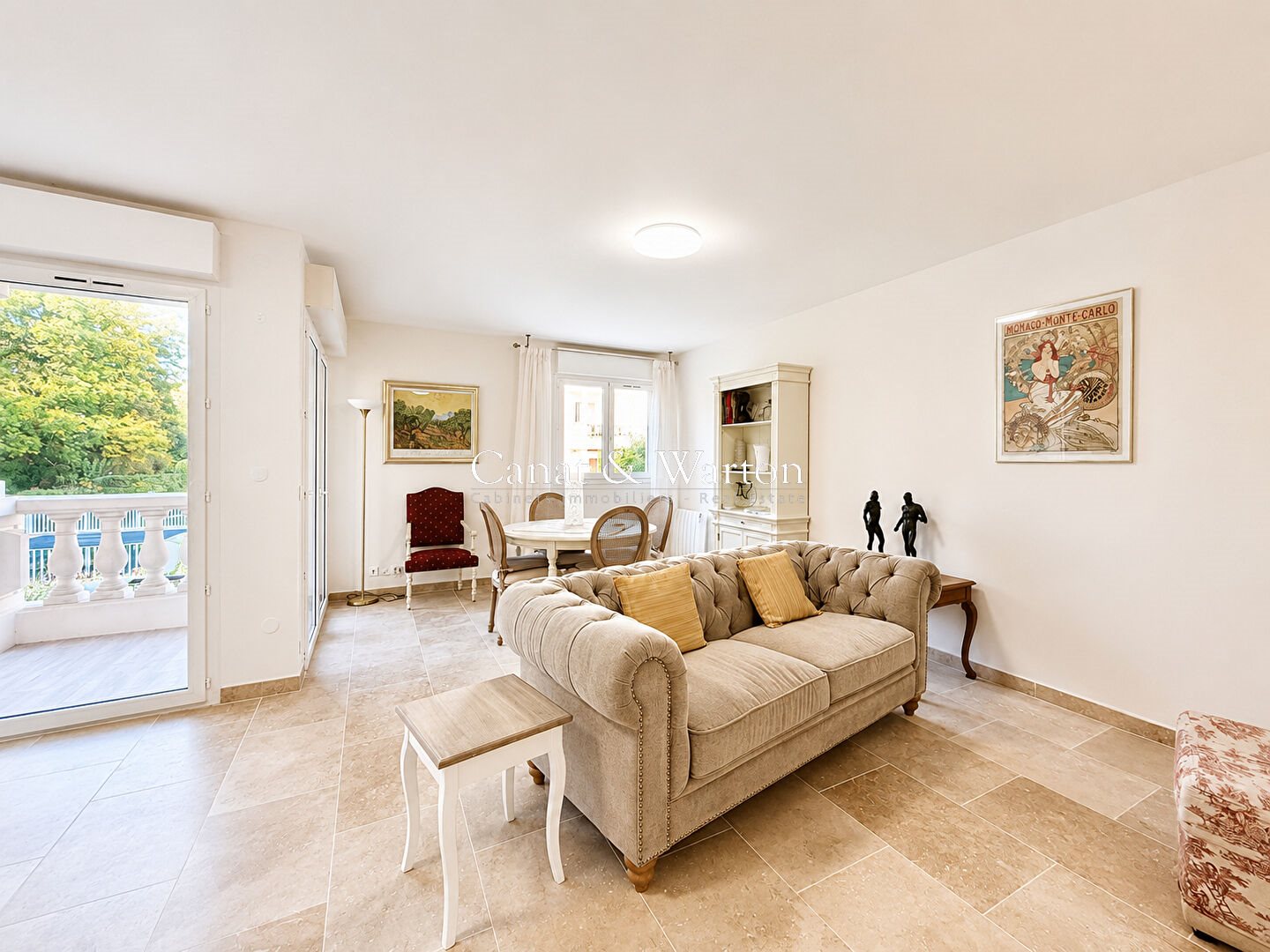 Appartement à vendre, 77m², Fréjus
