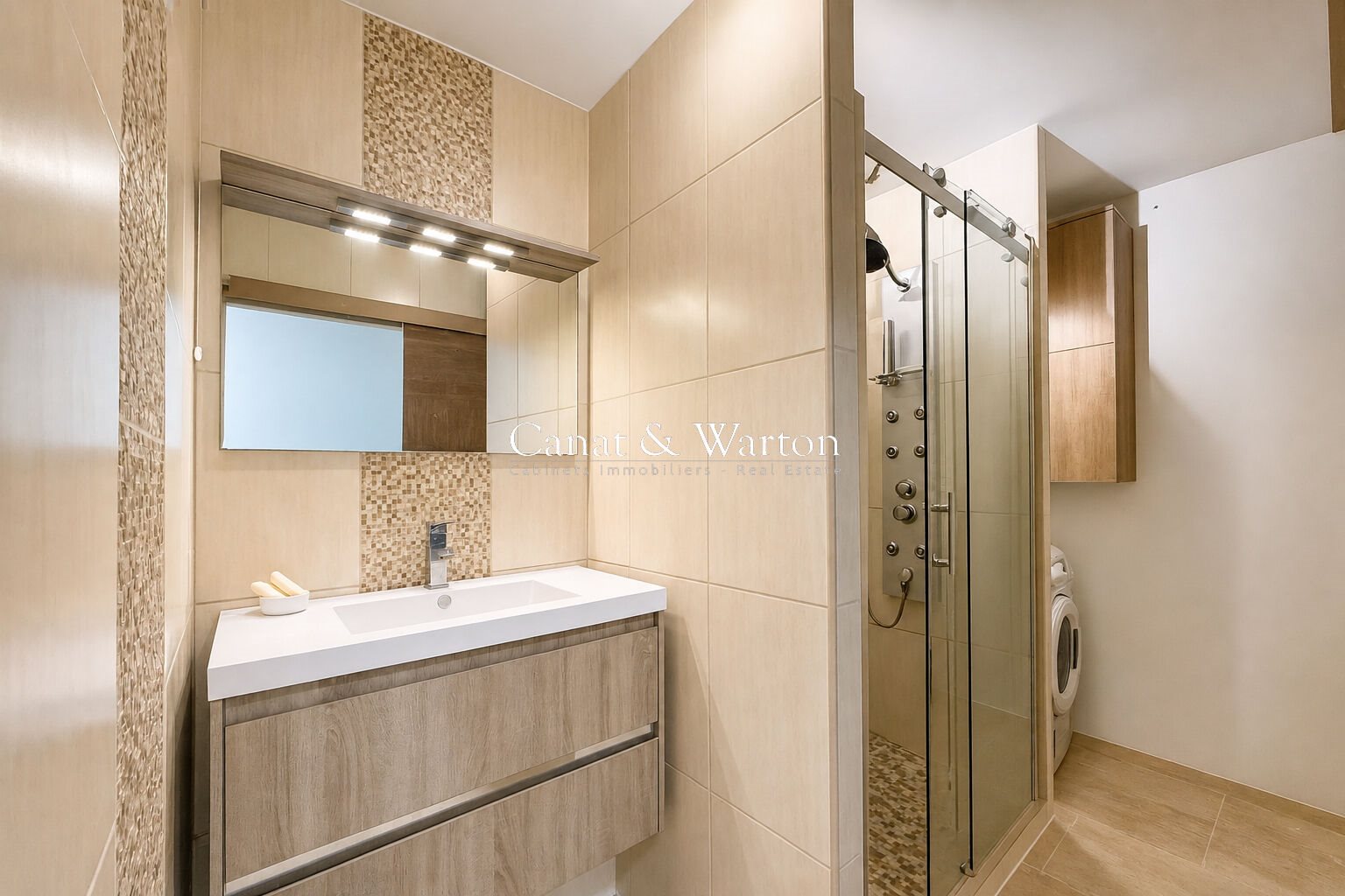 Appartement à vendre, 77m², Fréjus