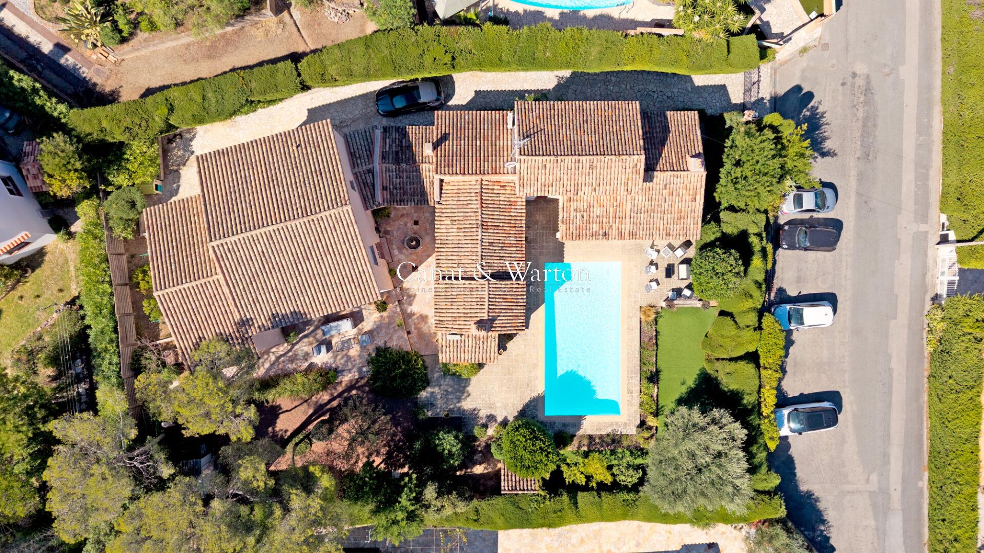 Maison à vendre, 305m², Saint-Raphaël