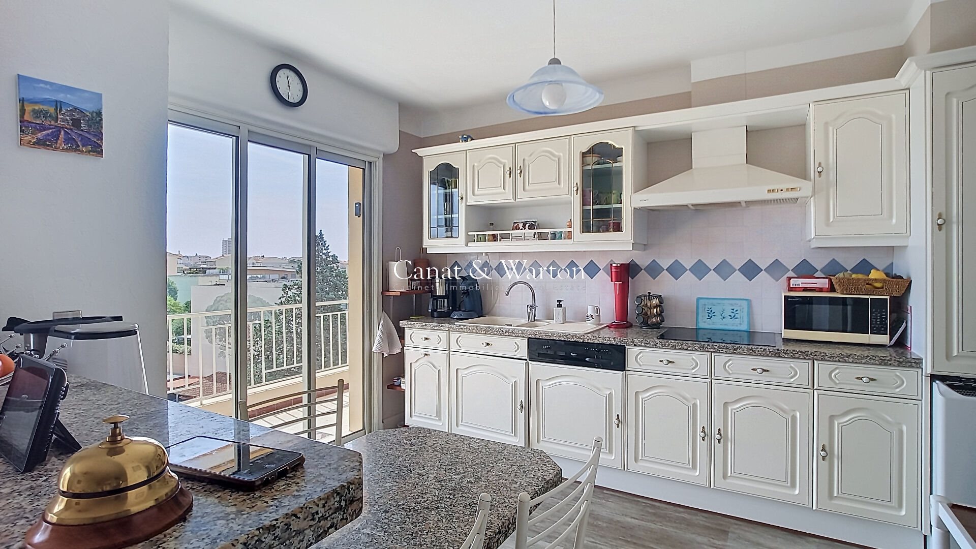 Appartement à vendre, 70m², Fréjus