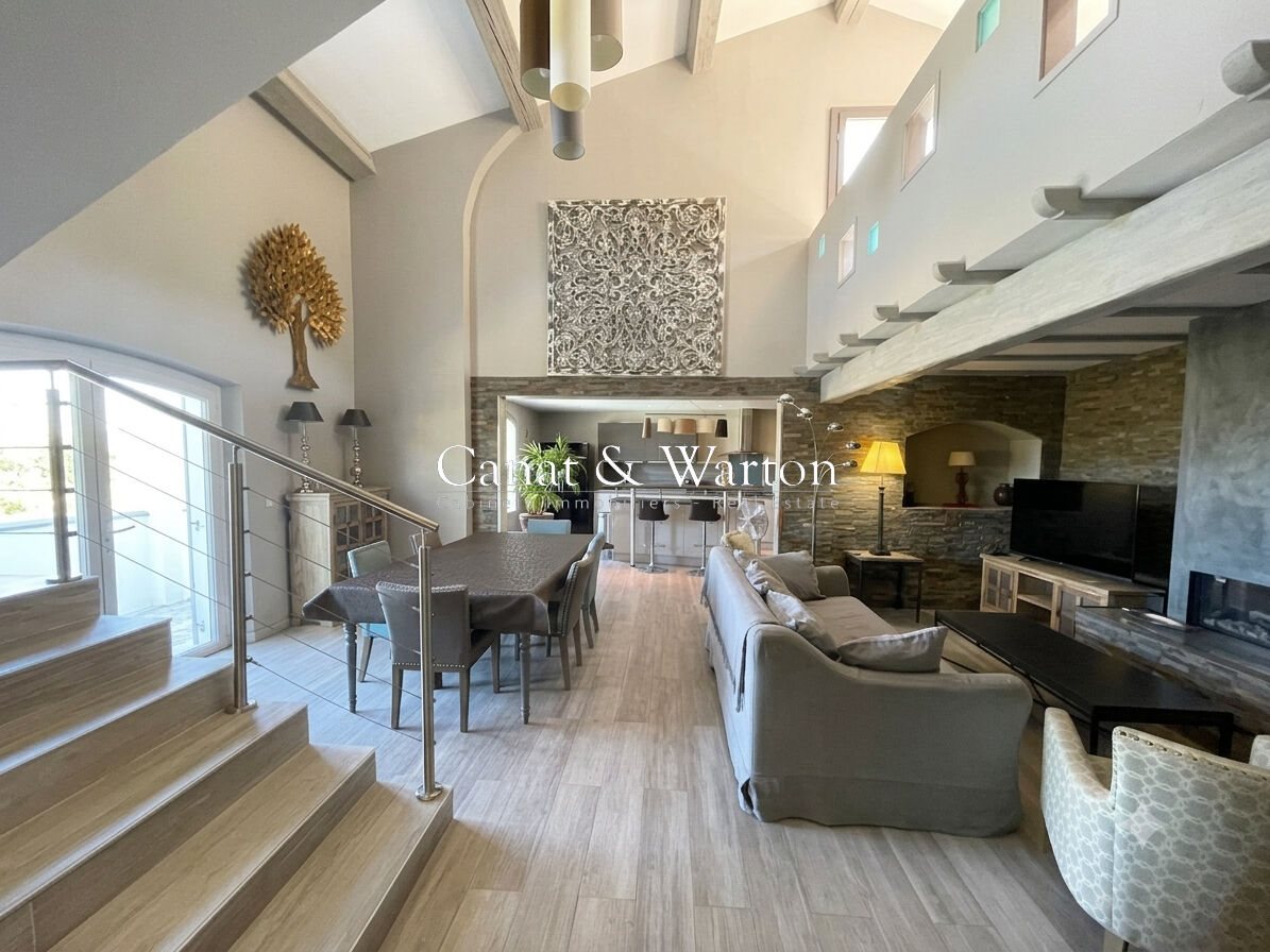 Maison à vendre, 196m², Saint-Raphaël