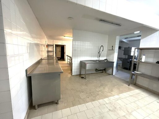 Immeuble 2 pièces 360 m² · à Bélus · 360 m² · 235 000 €