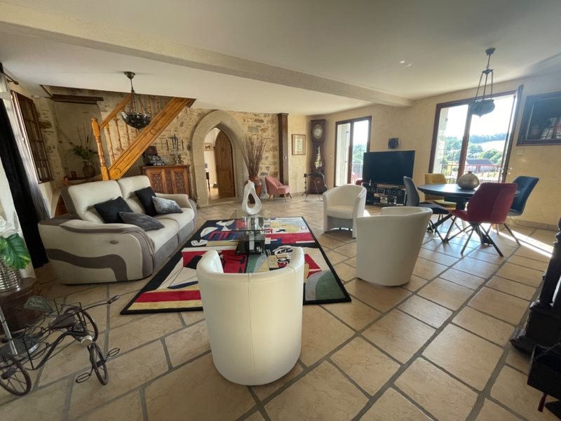 Maison à vendre, 219m², La Celle-Dunoise