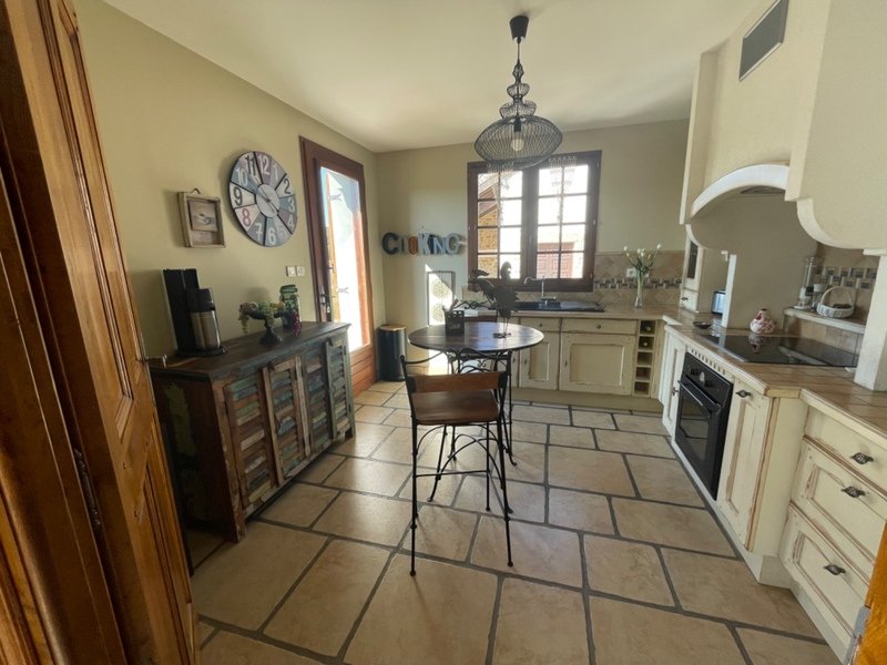 Maison à vendre, 219m², La Celle-Dunoise