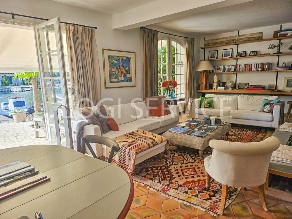 Maison à vendre, 200m², Grimaud