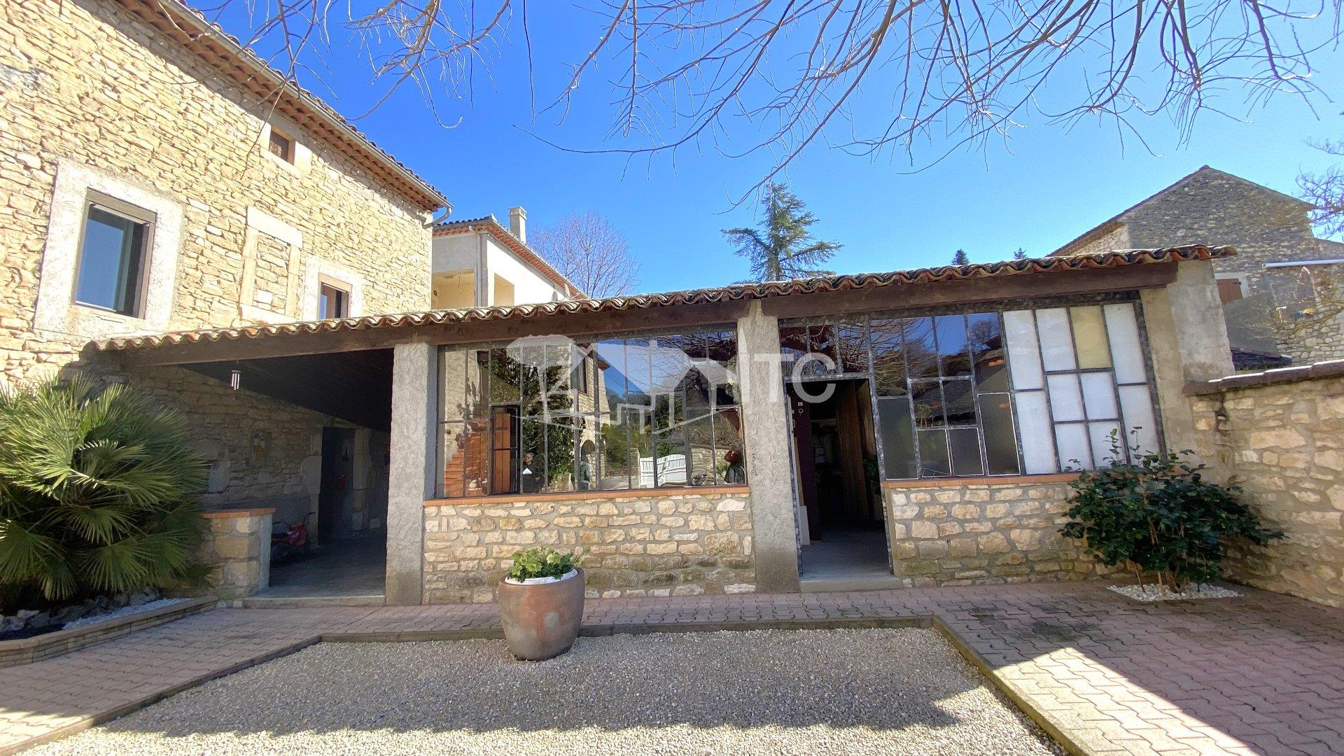 Maison à vendre, 128m², Barjac