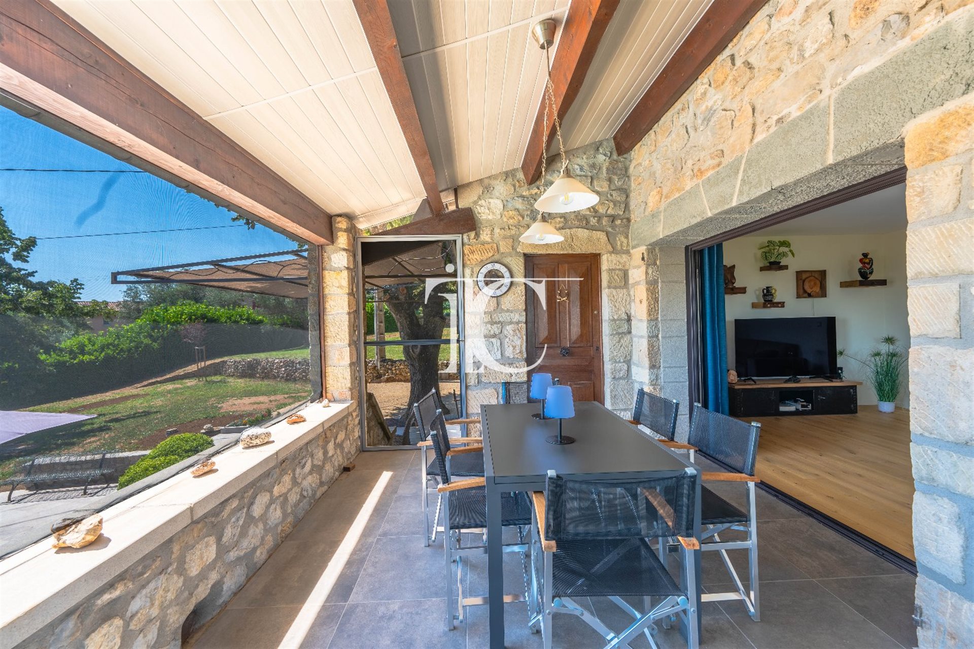 Maison à vendre, 166m², Largentière