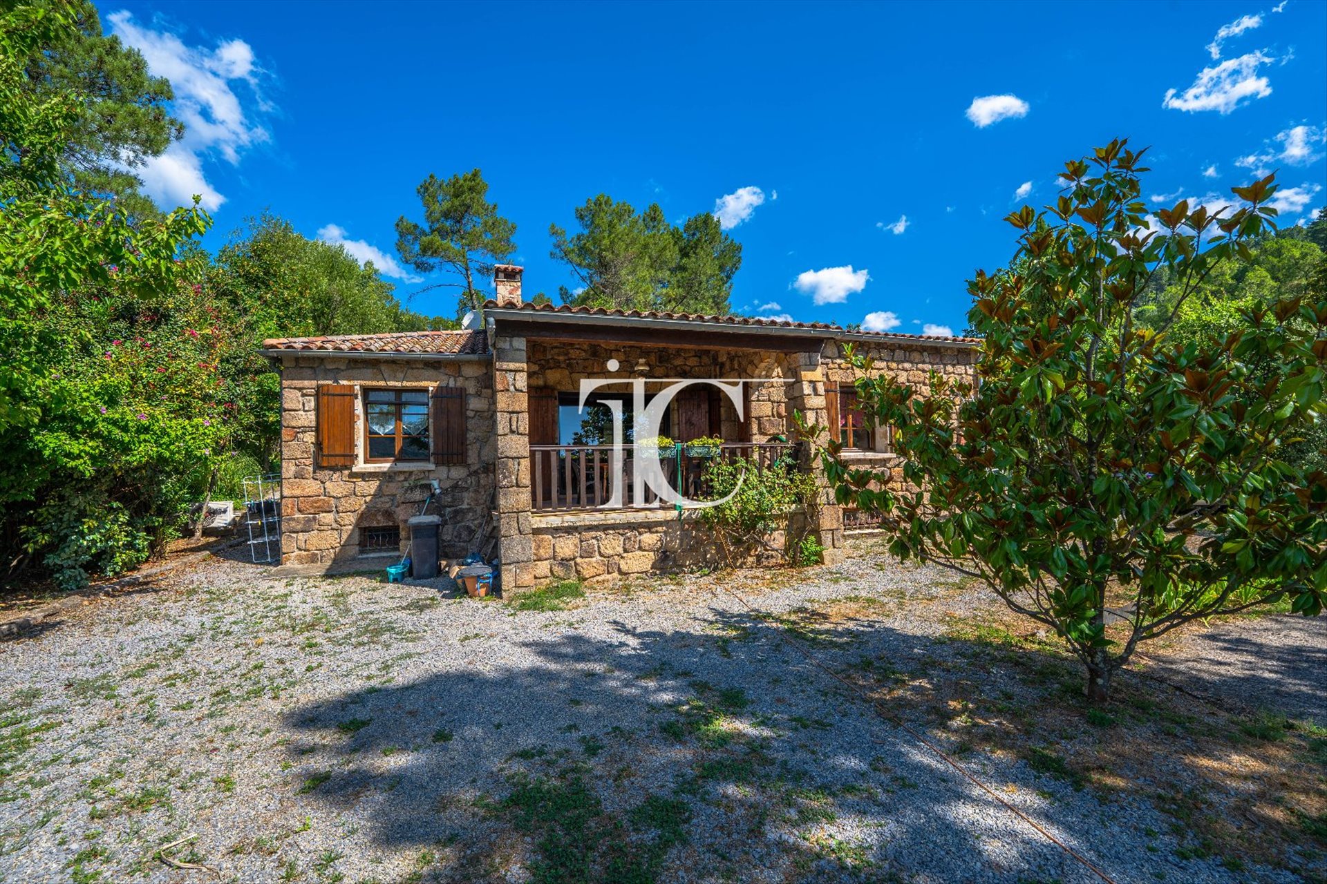 Maison 4 pièces 131 m² · à Les Vans · 131 m² · 404 000 €
