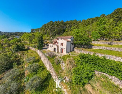 Maison 5 pièces 124 m² · à Banne · 124 m² · 495 000 €