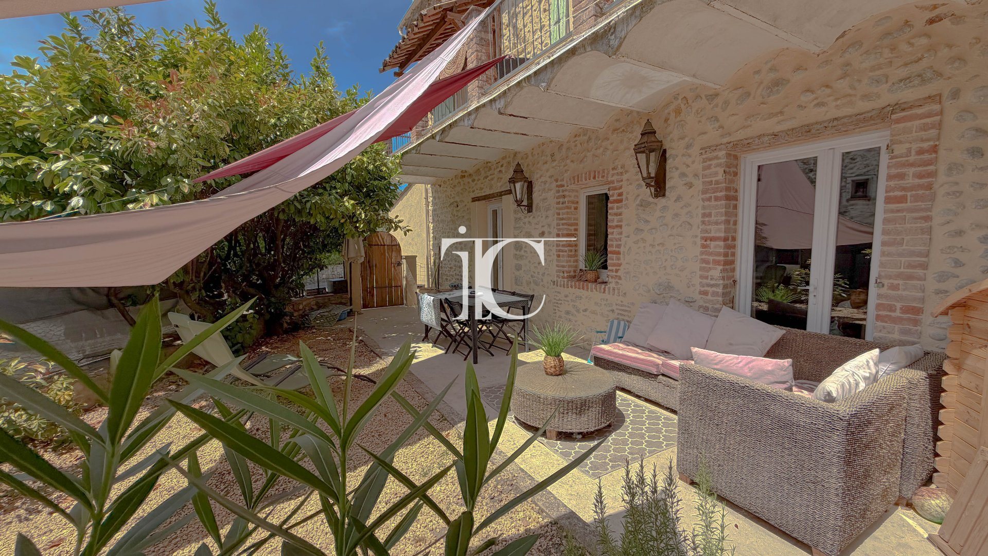 Maison à vendre, 112m², Barjac