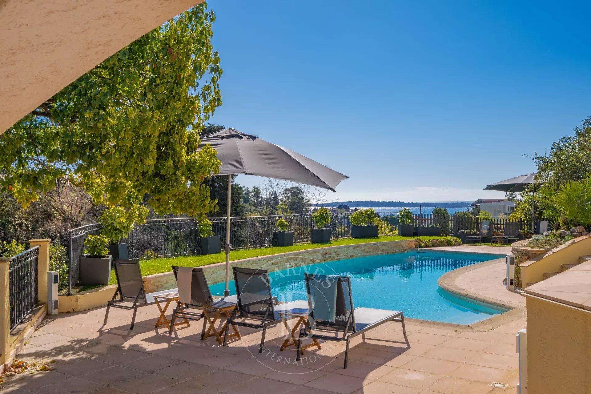 Cannes Croix Des Gardes - 19th Century Villa Renovated - Sea View - Vue 2