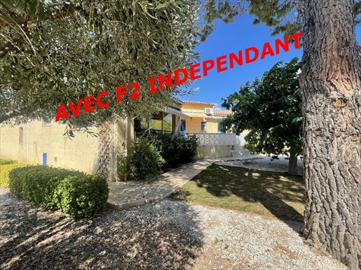 Maison 7 pièces 156 m² · à Saint-Félix-de-Lodez · 156 m² · 389 000 €