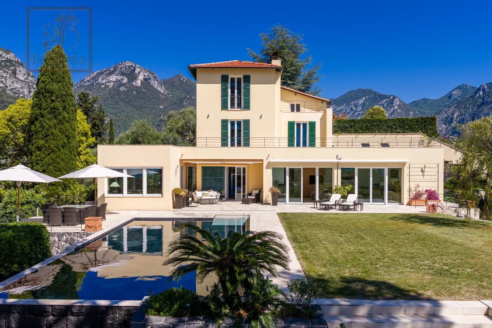 Maison à vendre, 366m², Menton