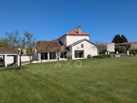 Maison à vendre, 280m², Les Eglises-d'Argenteuil
