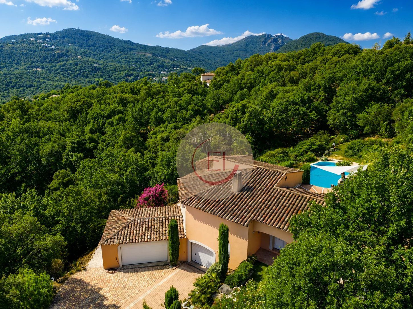 Maison à vendre, 166m², Les Adrets-de-l'Estérel