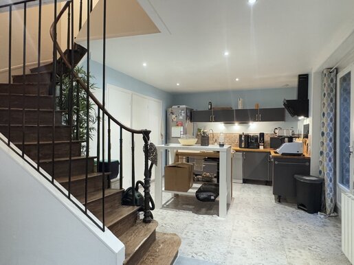 Appartement 5 pièces 130 m² · à Barbezieux-Saint-Hilaire · 130 m² · 129 900 €