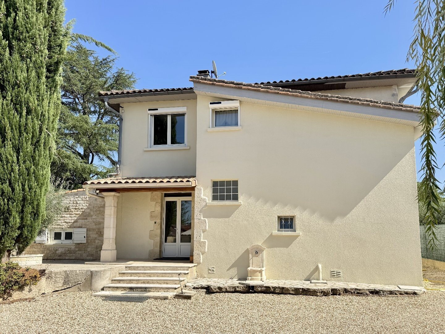 Maison à vendre, 182m², Saint-Yrieix-sur-Charente
