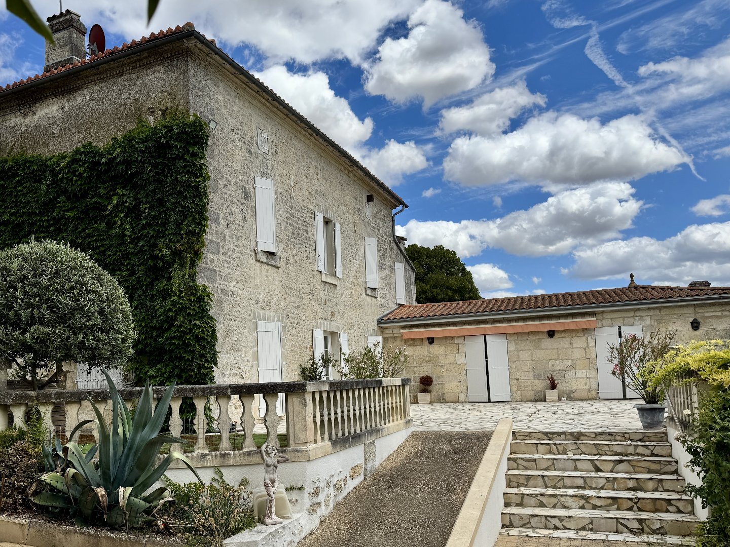 Maison à vendre, 160m², Mouthiers-sur-Boëme