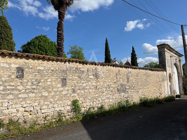 Maison à vendre, 350m², Angoulême