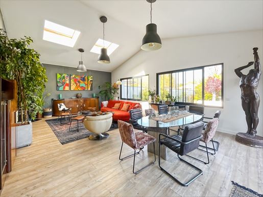 Maison 6 pièces 190 m² · à Angoulême · 190 m² · 422 000 €