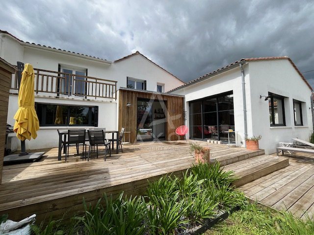 Maison à vendre, 190m², Angoulême