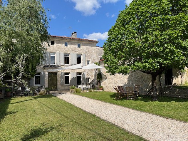 Maison à vendre, 350m², Angoulême