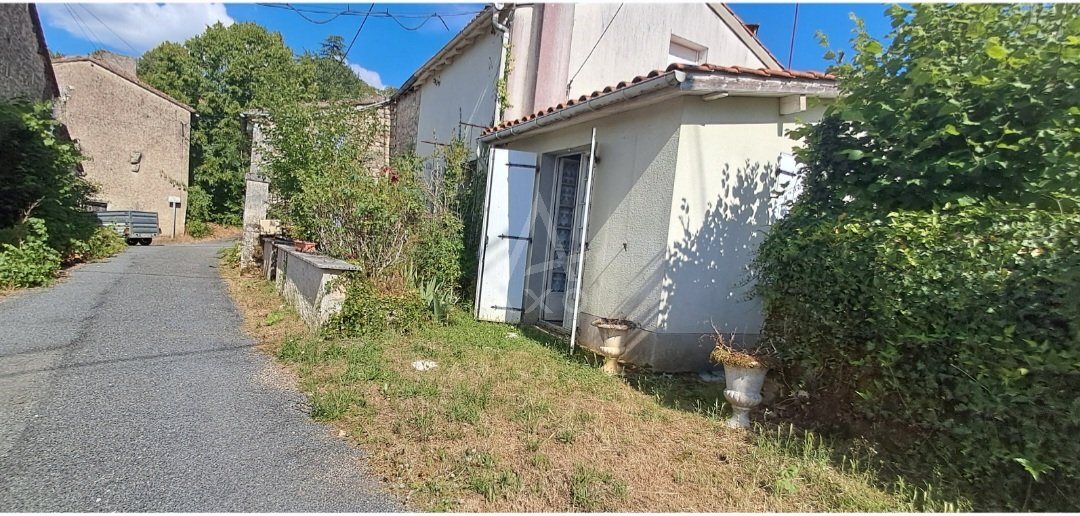 Maison à vendre, 100m², Chazelles
