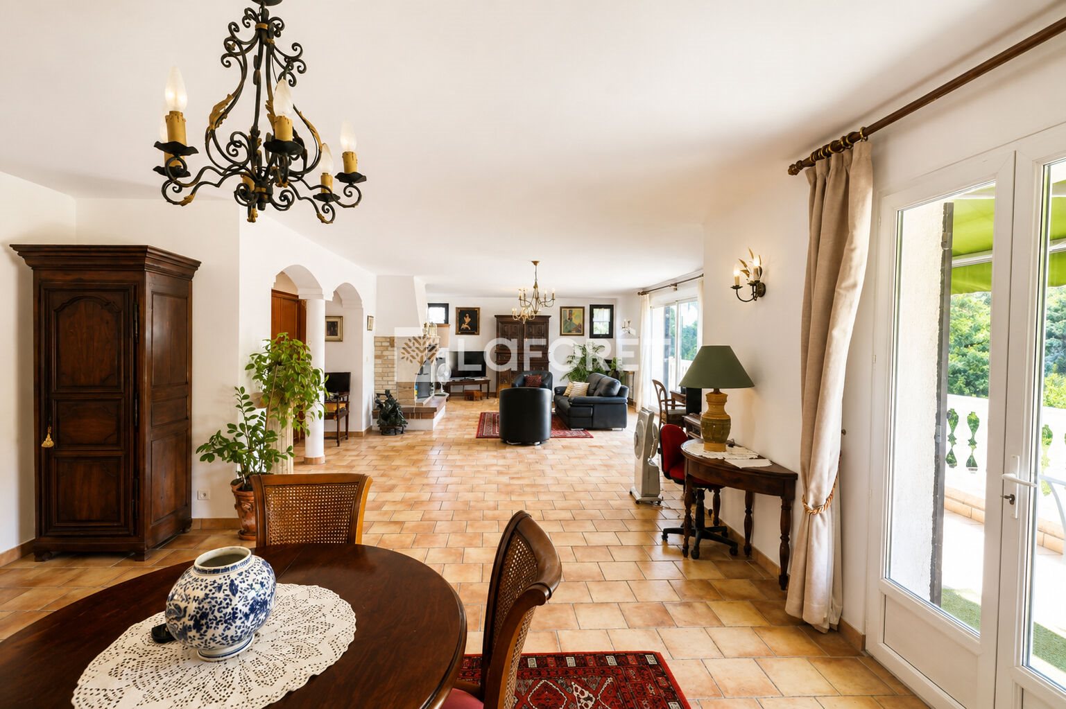 Maison à vendre, 303m², Roquefort-les-Pins